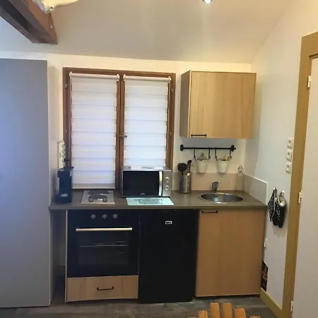 Centre Avec Garage Prive Онфлер