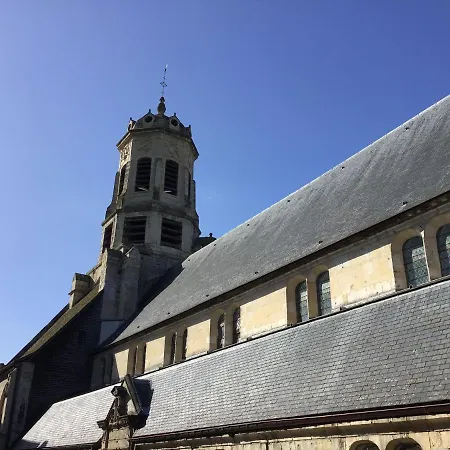 Centre Avec Garage Prive Онфлер