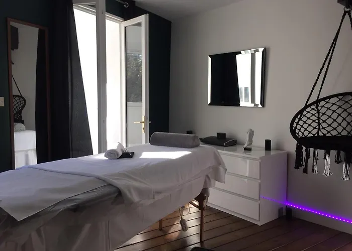 Centre Avec Garage Prive Holiday home *